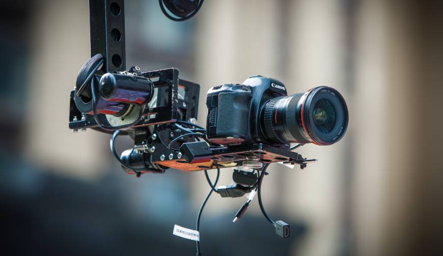 科技赋能生活：荣昌产品视频拍摄开启智能新时代