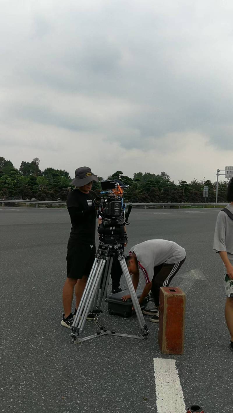 聚焦荣昌产品视频拍摄，以专业视角雕琢产品高光影像